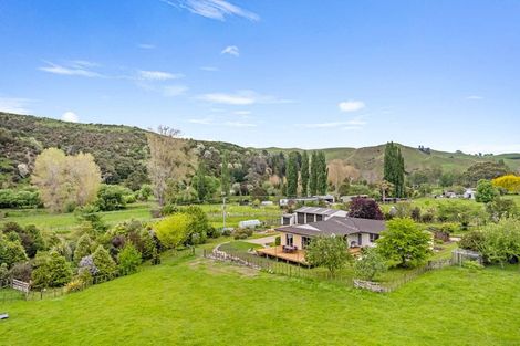 Photo of property in 1038 State Highway 4, Parikino, Whanganui, 4573