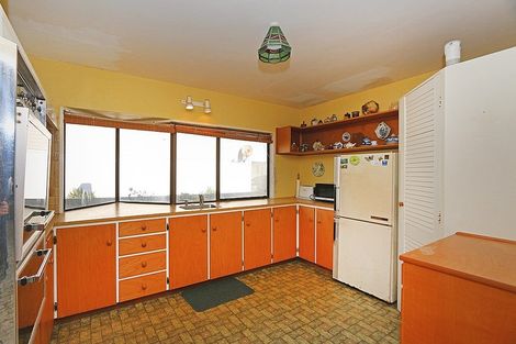 Photo of property in 6 Halse Place, Opunake, 4616