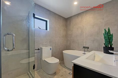 Photo of property in 2/12 Manuwai Road, Torbay, Auckland, 0630