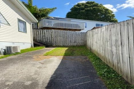 Photo of property in 12a Midgley Road, West Harbour, Auckland, 0618
