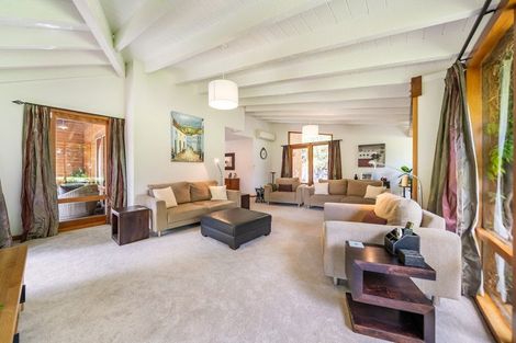 Photo of property in 30c Chatsworth Road, Silverstream, Upper Hutt, 5019