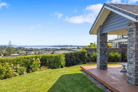 Photo of property in 9 Goldstone Place, Omokoroa, 3114