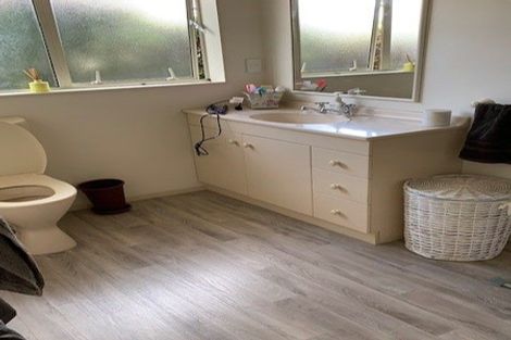 Photo of property in 70 Campbell Avenue, Paraparaumu, 5032