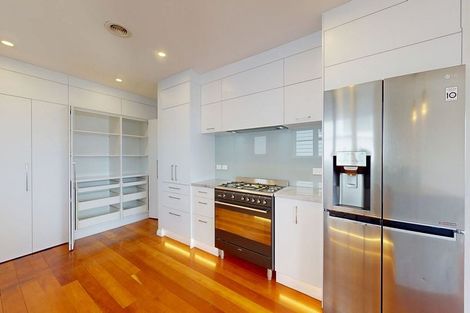 Photo of property in 87 Farnham Street, Mornington, Wellington, 6021