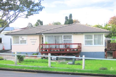 Photo of property in 80 View Road, Henderson, Auckland, 0612