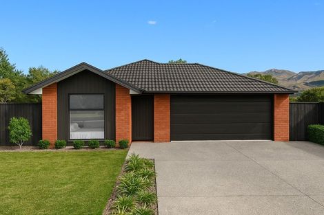 Photo of property in 51 Skibbereen Drive, Halswell, 8025