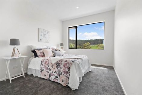 Photo of property in 20 Jeroboam Loop, Kumeu, 0810