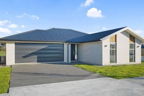 Photo of property in 13 Salkeld Place, Woodend, 7610