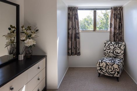 Photo of property in 8 Deborah Place, Dinsdale, Hamilton, 3204