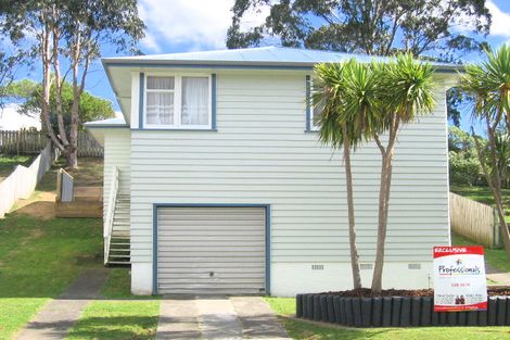 Photo of property in 27 Speargrass Grove, Timberlea, Upper Hutt, 5018
