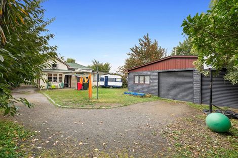 Photo of property in 7 Weraroa Road, Levin, 5510