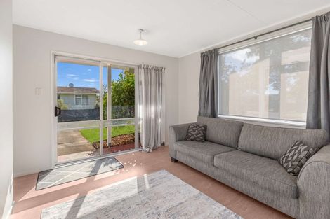 Photo of property in 32 Cascade Crescent, Westbrook, Palmerston North, 4412