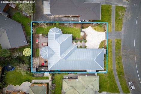 Photo of property in 43 Apsley Drive, Avonhead, Christchurch, 8042