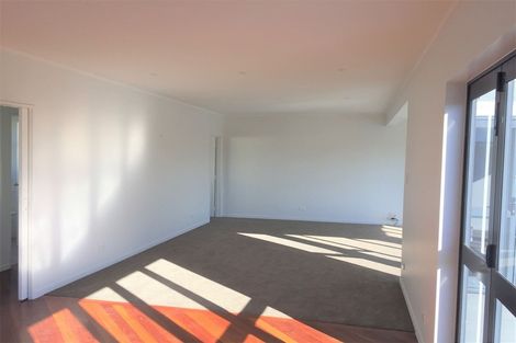 Photo of property in 6 Sheridan Terrace, Johnsonville, Wellington, 6037