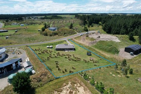 Photo of property in 6 Te Ariki Drive, Waitarere, Levin, 5510