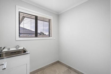 Photo of property in 38 Murray Ward Drive, Te Kauwhata, 3710