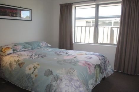 Photo of property in 6 Kessen Street, Pegasus, 7612