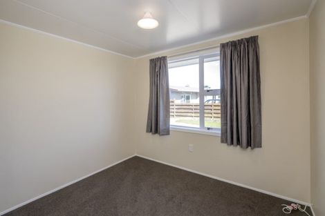 Photo of property in 37 Adkin Avenue, Levin, 5510