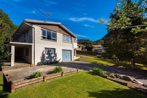 Photo of property in 70 Scotland Street, Picton, 7220