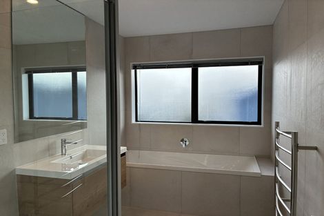 Photo of property in 131 Waituarua Drive, Takanini, Auckland, 2112