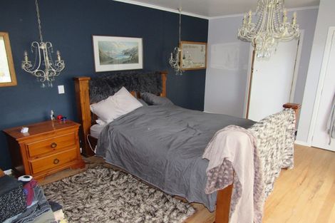 Photo of property in 74 Reid Avenue, Hawera, 4610