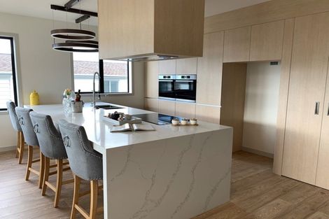 Photo of property in 30 Grut Greens, Silverdale, 0932