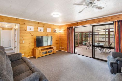 Photo of property in 49 Manuka Street, Castlecliff, Whanganui, 4501