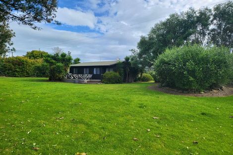 Photo of property in 63 Kai Iwi Lakes Road, Omamari, Dargaville, 0373