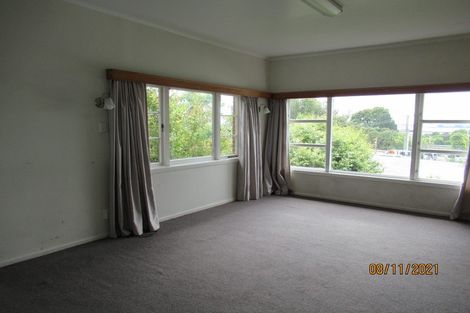 Photo of property in 20 Hastie Avenue, Mangere Bridge, Auckland, 2022