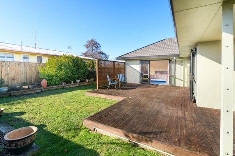 Photo of property in 16 Presidential Drive, Milson, Palmerston North, 4414