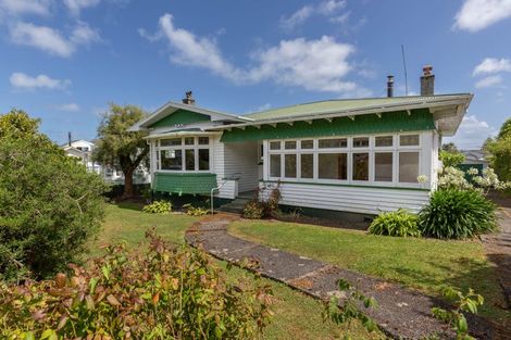Photo of property in 2 Perotti Street, Greymouth, 7805