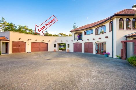 Photo of property in 249b Paremoremo Road, Lucas Heights, Auckland, 0632