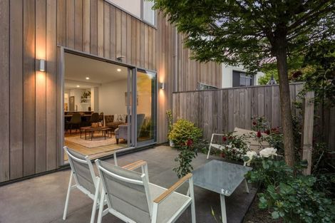 Photo of property in 2/441 Madras Street, St Albans, Christchurch, 8014