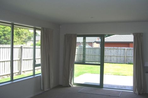 Photo of property in 43 Earnslaw Crescent, Bryndwr, Christchurch, 8053