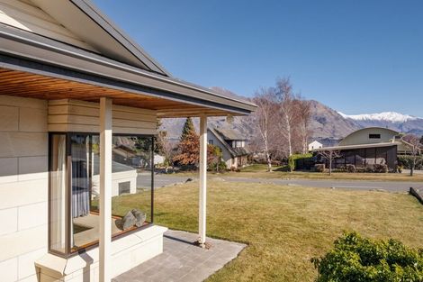 Photo of property in 60 Rata Street, Wanaka, 9305