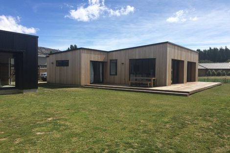 Photo of property in 3 Alice Burn Drive, Luggate, Wanaka, 9383