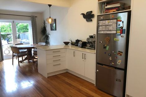 Photo of property in 160a Tasman Street, Mount Cook, Wellington, 6021