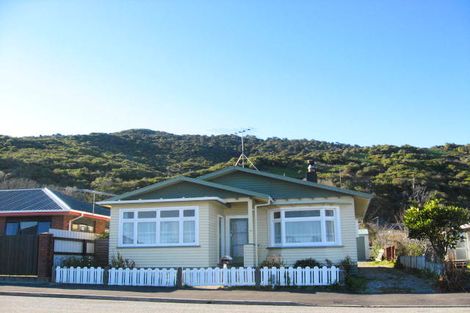 Photo of property in 59 Alexander Street, Greymouth, 7805