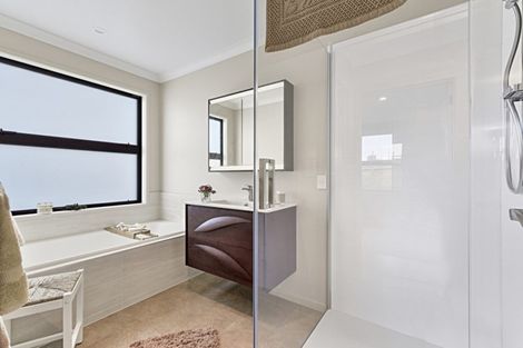 Photo of property in 54 Hillpark Drive, Pokeno, 2402