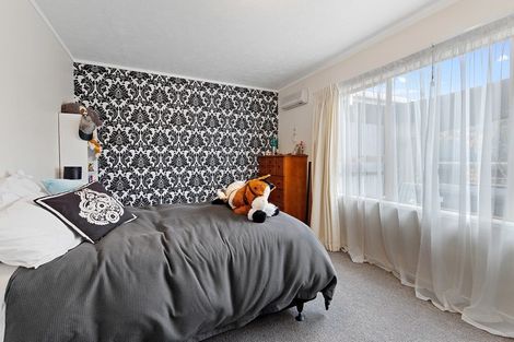 Photo of property in 12 Davita Place, Farm Cove, Auckland, 2012