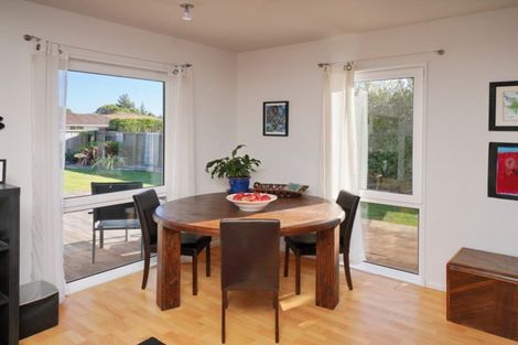 Photo of property in 319 Estuary Road, South New Brighton, Christchurch, 8062