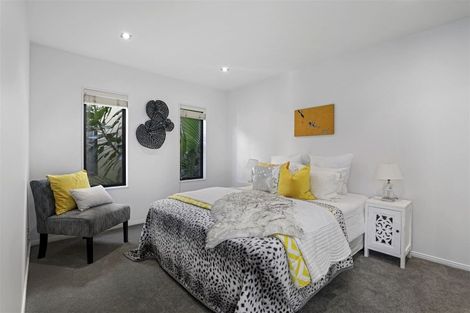 Photo of property in 5/7 The Avenue, Albany, Auckland, 0632