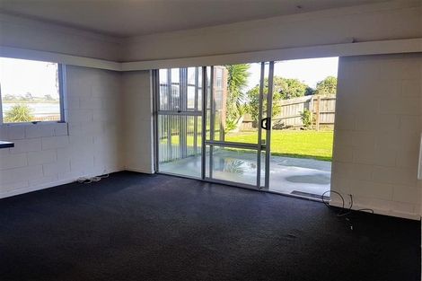 Photo of property in 582 Weymouth Road, Weymouth, Auckland, 2103