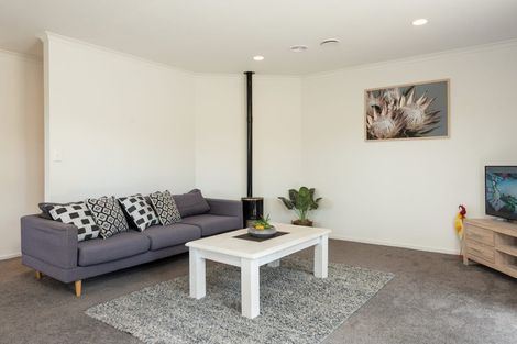 Photo of property in 49 Fairview Place, Te Puke, 3119