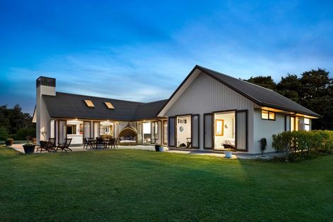 Photo of property in 1164 Weranui Road, Wainui, Silverdale, 0994