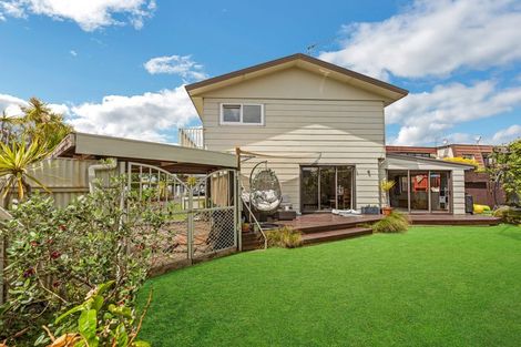 Photo of property in 3/28 Bramley Drive, Farm Cove, Auckland, 2012