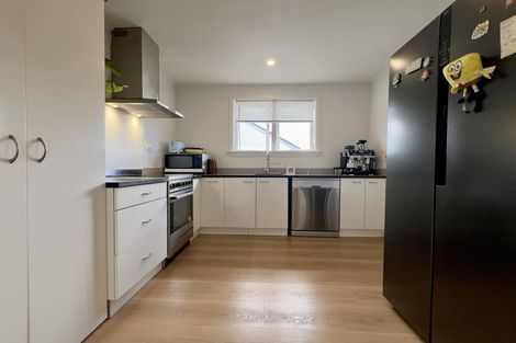 Photo of property in 71 Pomaria Road, Henderson, Auckland, 0610