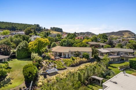 Photo of property in 9 Mulberry Lane, Wanaka, 9305