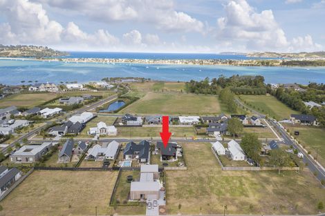 Photo of property in 10 Shearwater Lane, Point Wells, Warkworth, 0986