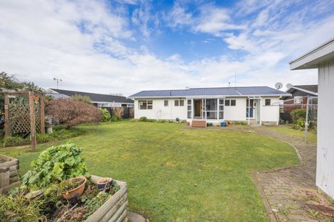 Photo of property in 36 Cedar Crescent, Feilding, 4702